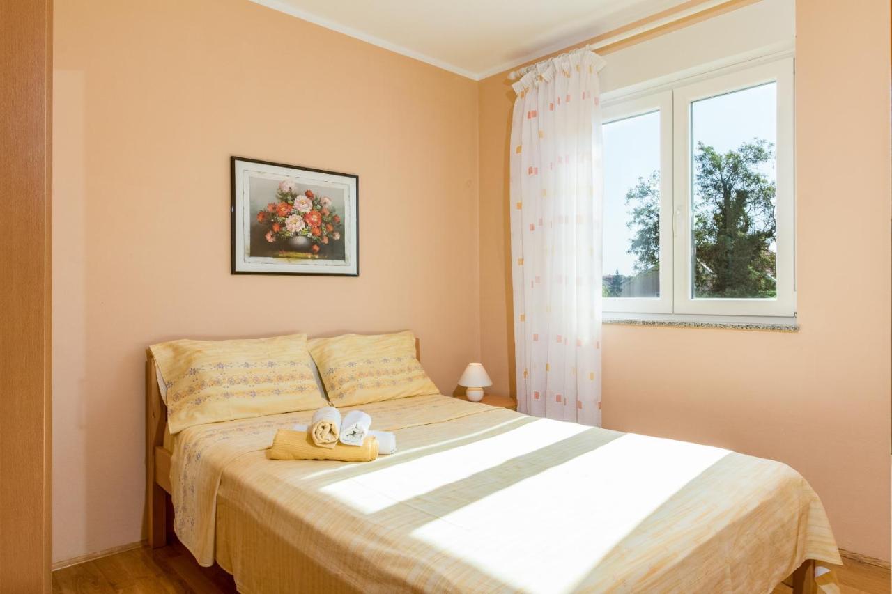 Apartments David By The Sea Fažana Esterno foto
