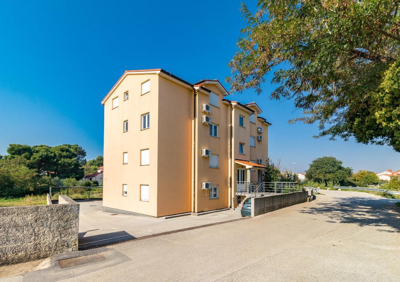 Apartments David By The Sea Fažana Esterno foto